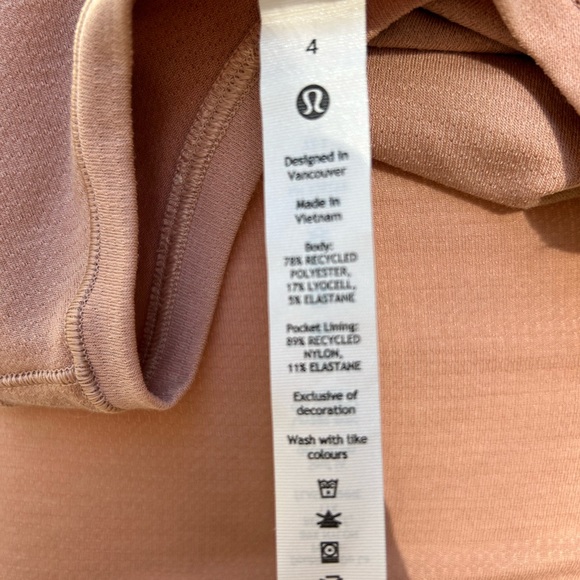 NWOT Lululemon cap sleeve hiking tank top - Picture 10 of 10